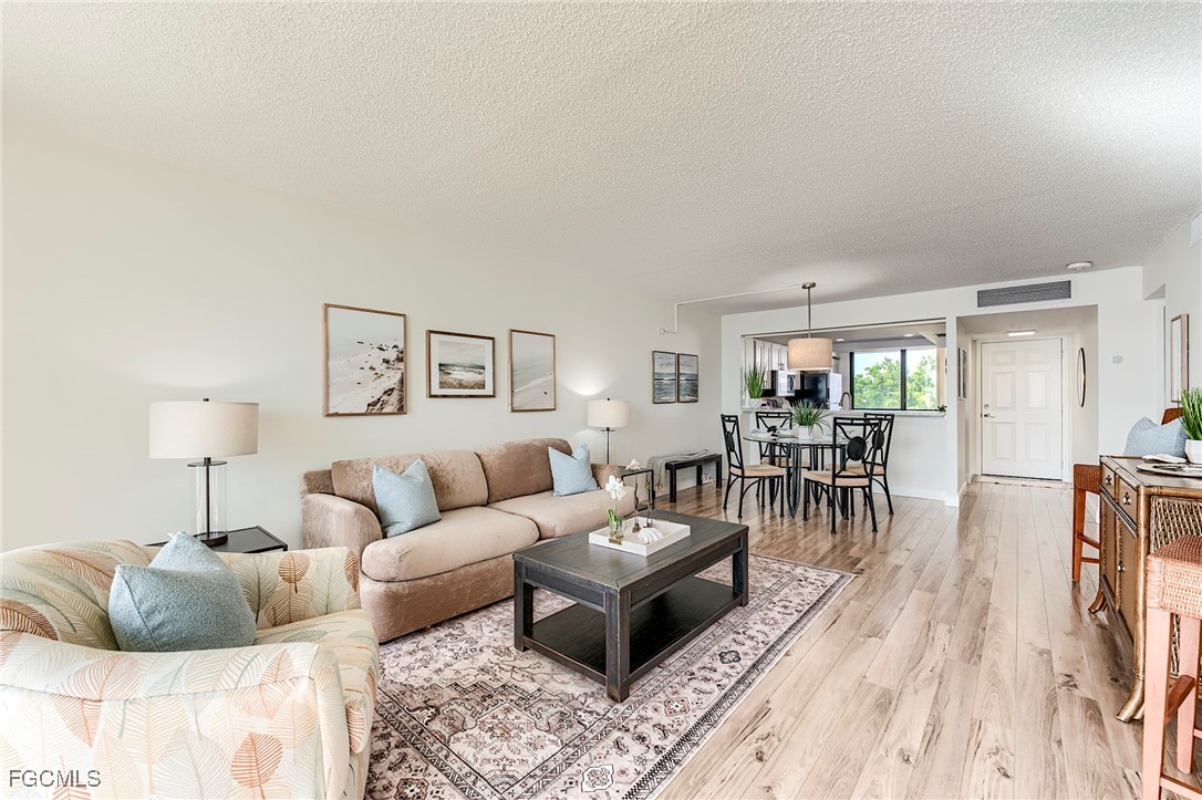 4253 Bay Beach LN C3