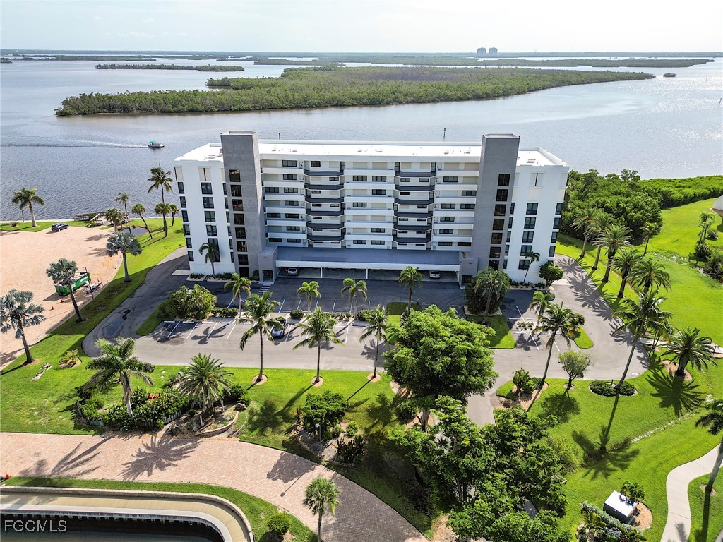 4253 Bay Beach LN C3