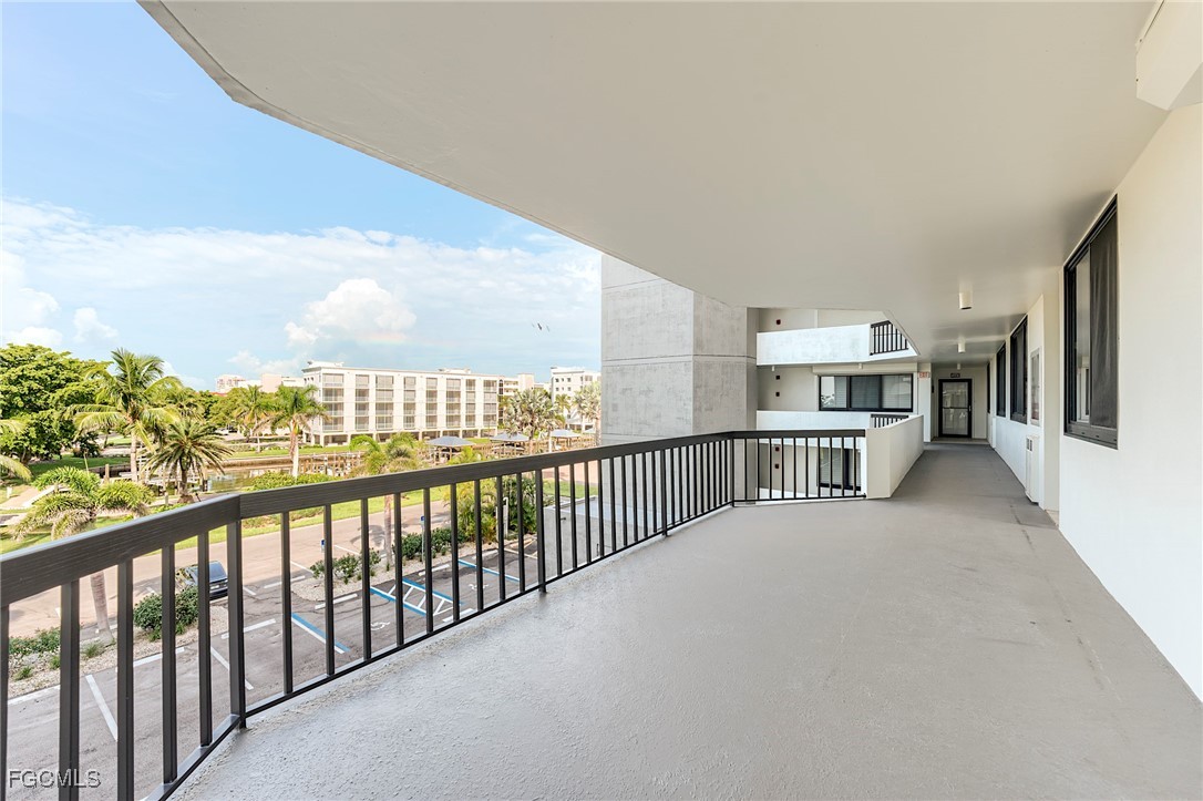 4253 Bay Beach LN C3