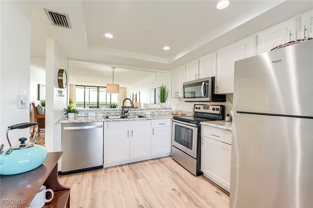 4253 Bay Beach LN C3