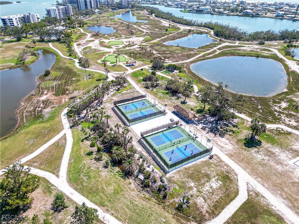 4253 Bay Beach LN C3