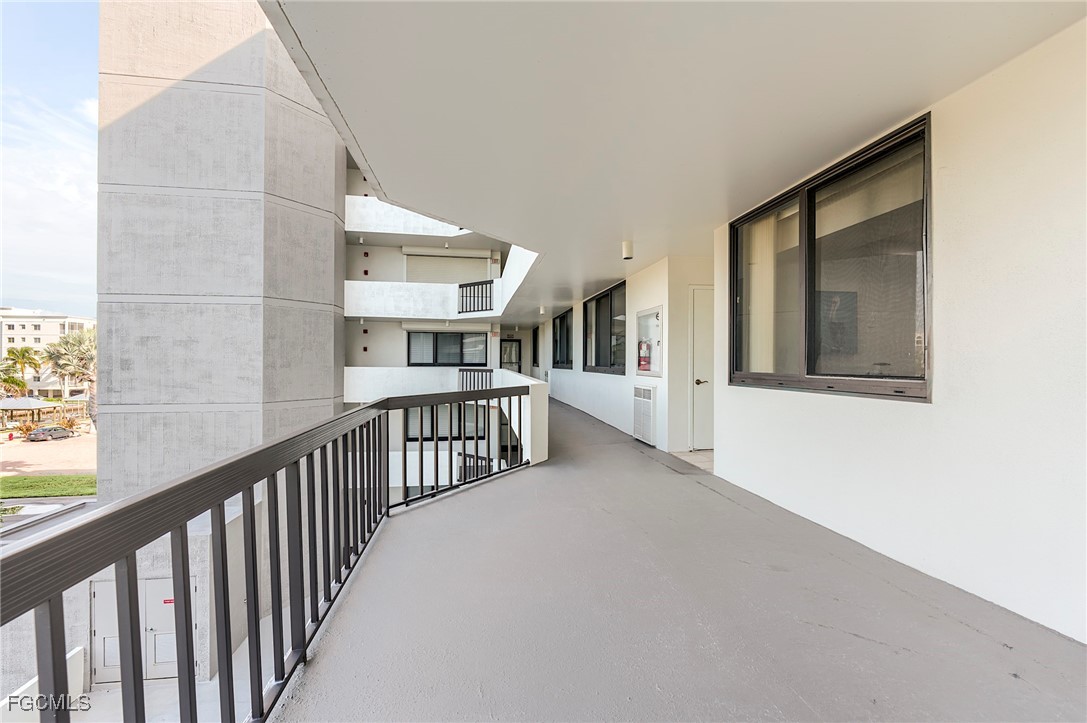 4253 Bay Beach LN C3