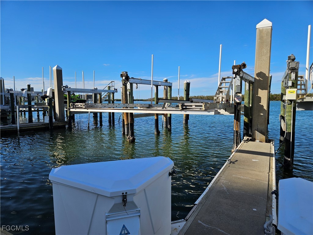 4187 Bay Beach #B28 LN