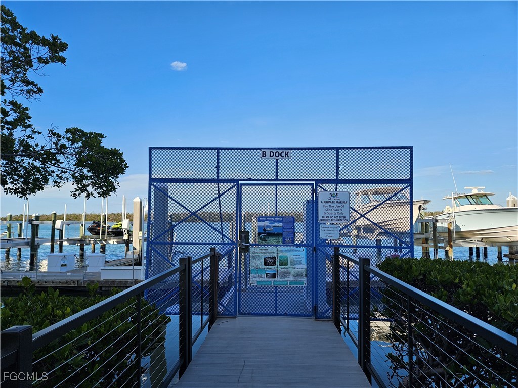 4187 Bay Beach #B28 LN