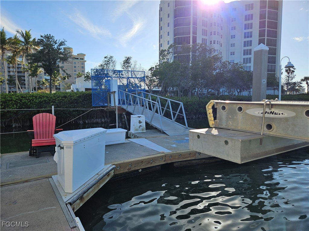 4187 Bay Beach #B28 LN