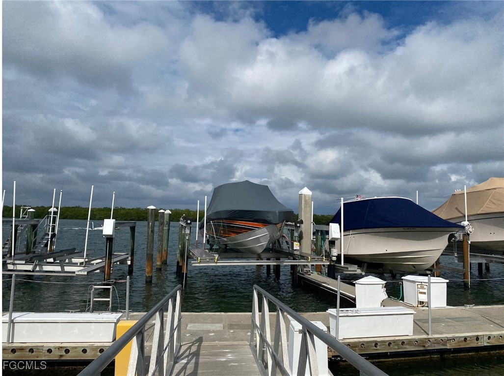 4187 Bay Beach #B28 LN