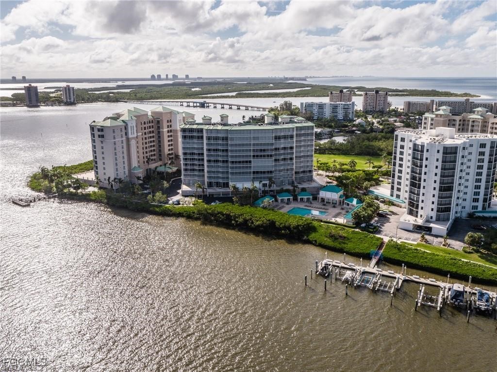 4187 Bay Beach #B28 LN