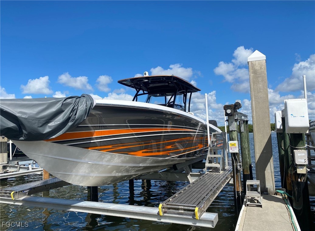 4187 Bay Beach #B28 LN