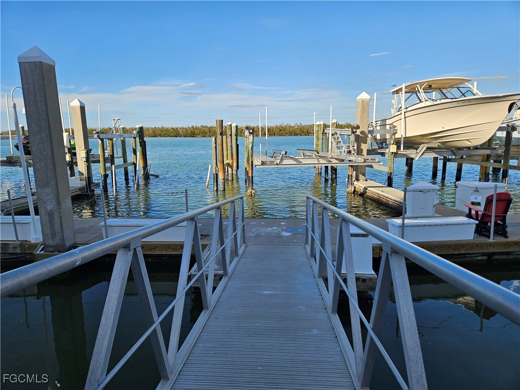 4187 Bay Beach #B28 LN