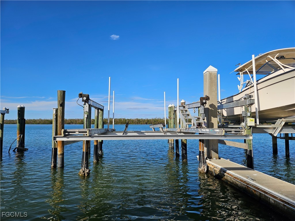 4187 Bay Beach #B28 LN