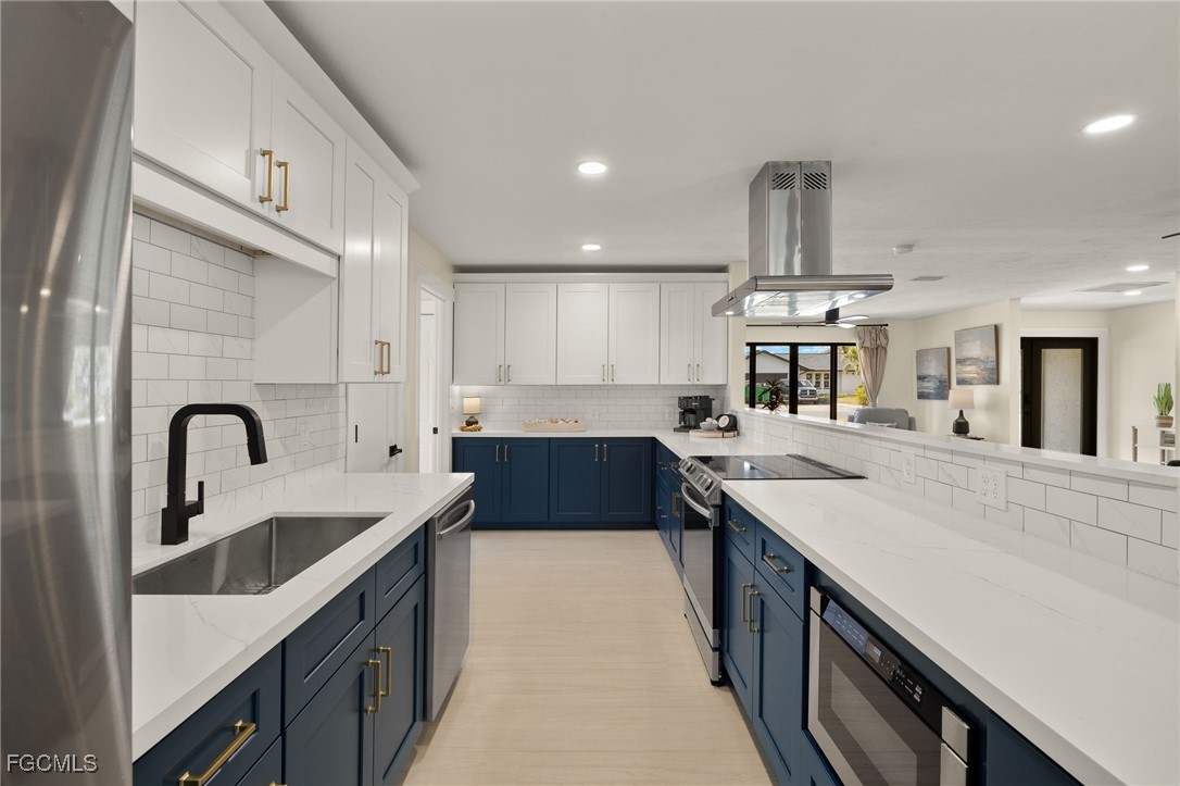 11451 Rebecca CIR