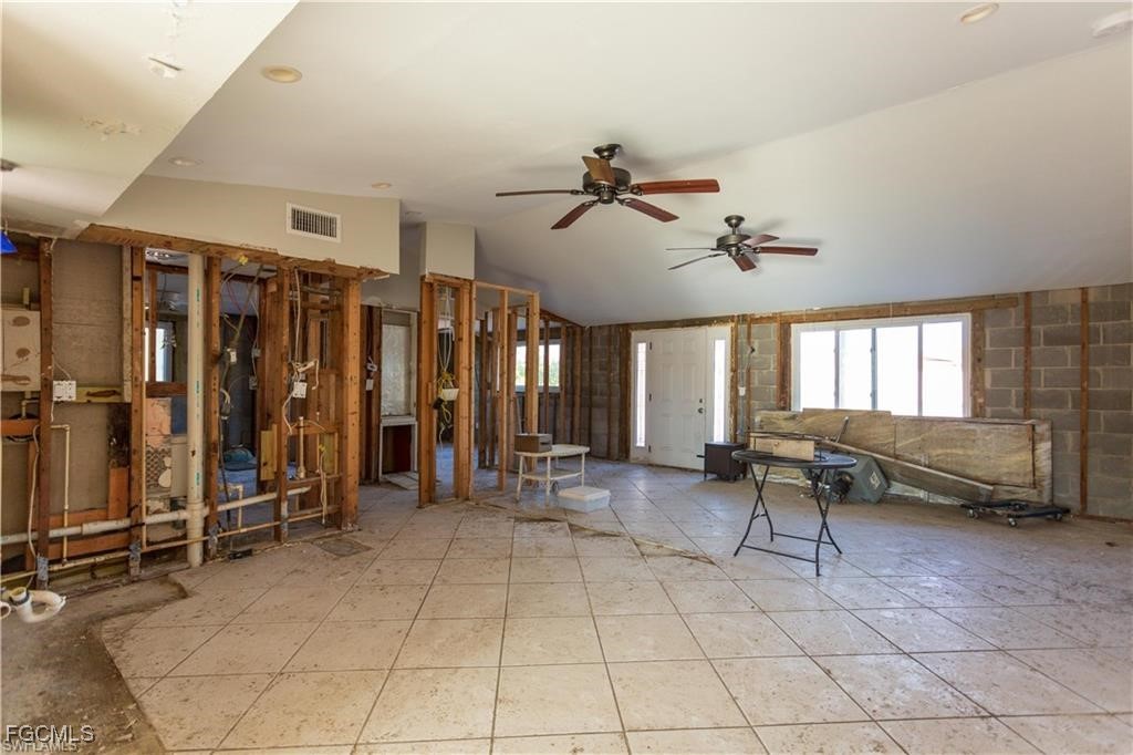 20 Sunview BLVD