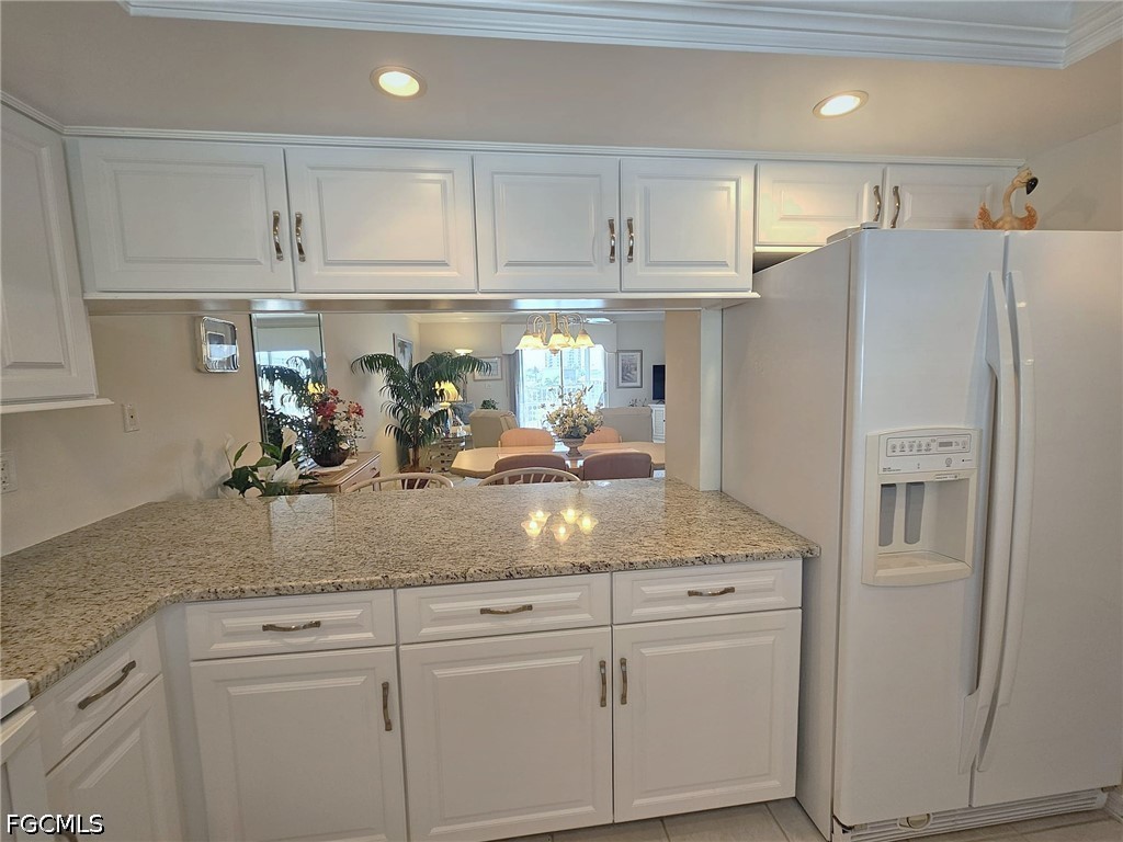 4571 Bay Beach LN 373