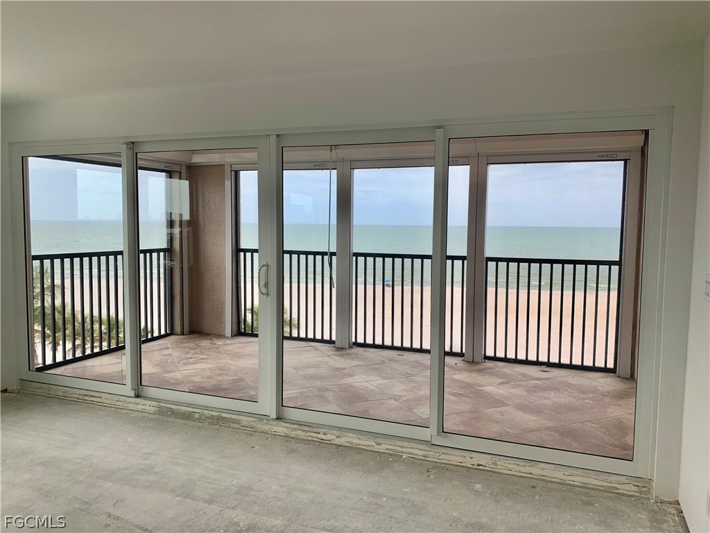 7700 Estero BLVD 606