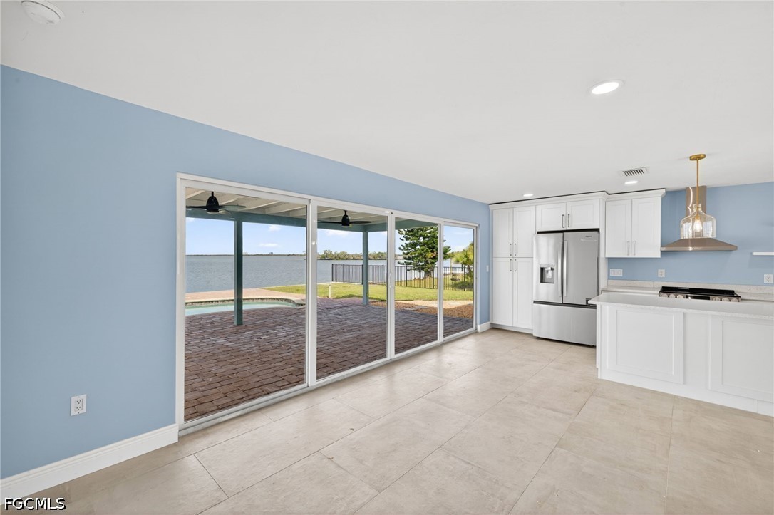 3 Bayview BLVD