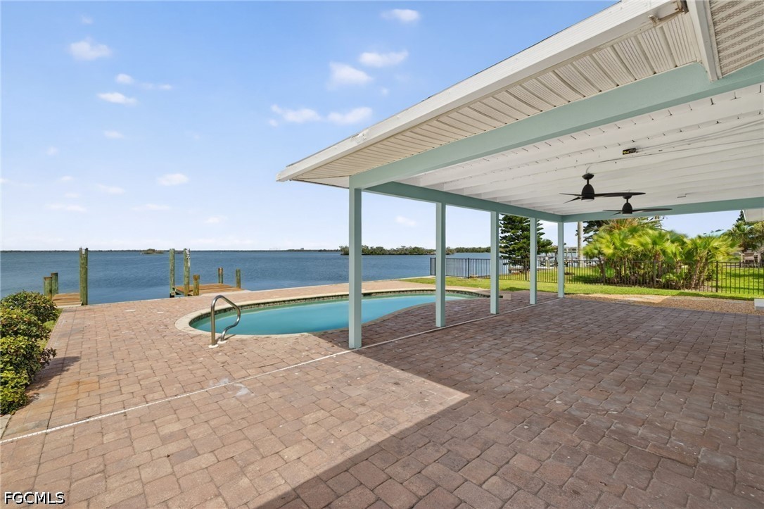 3 Bayview BLVD