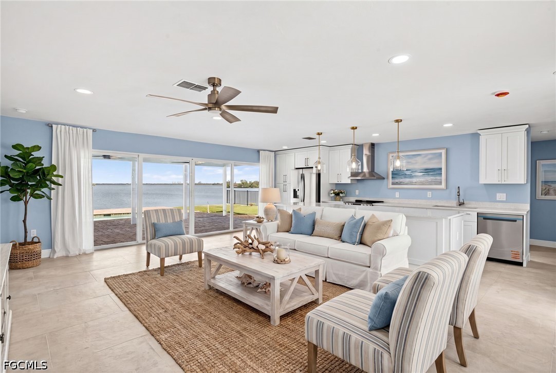 3 Bayview BLVD