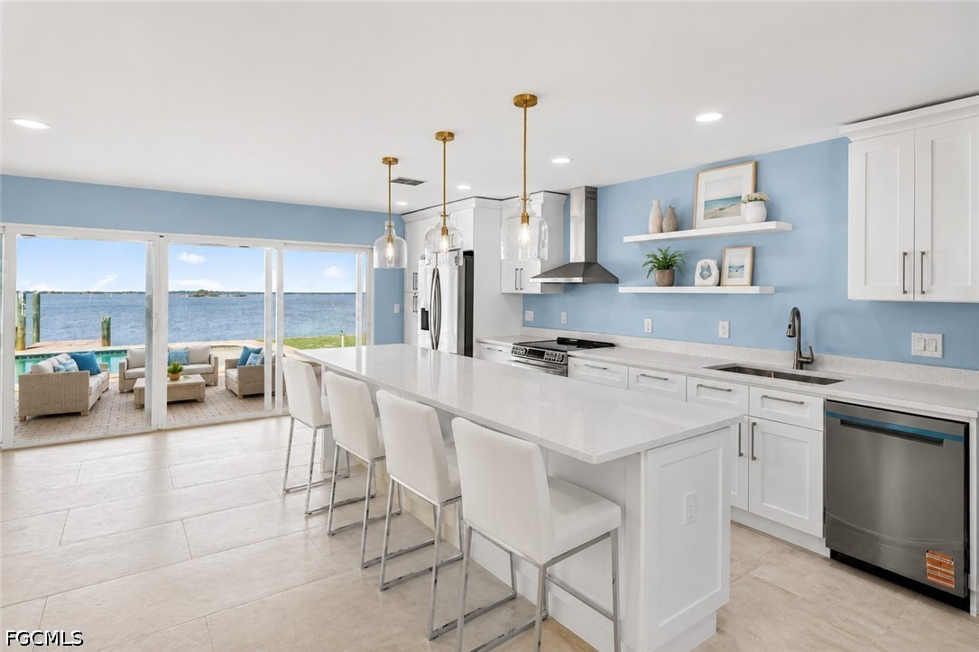 3 Bayview BLVD
