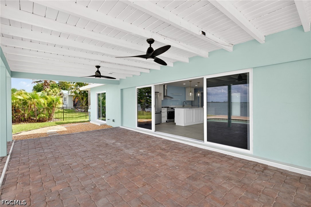 3 Bayview BLVD
