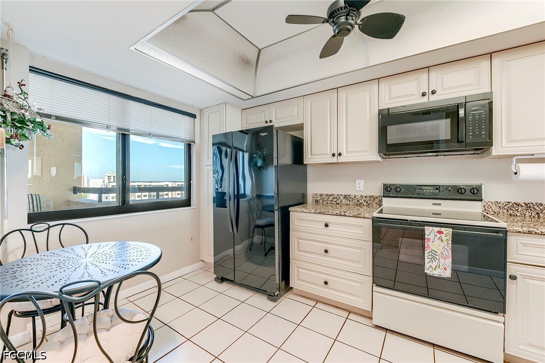 8400 Estero BLVD 903