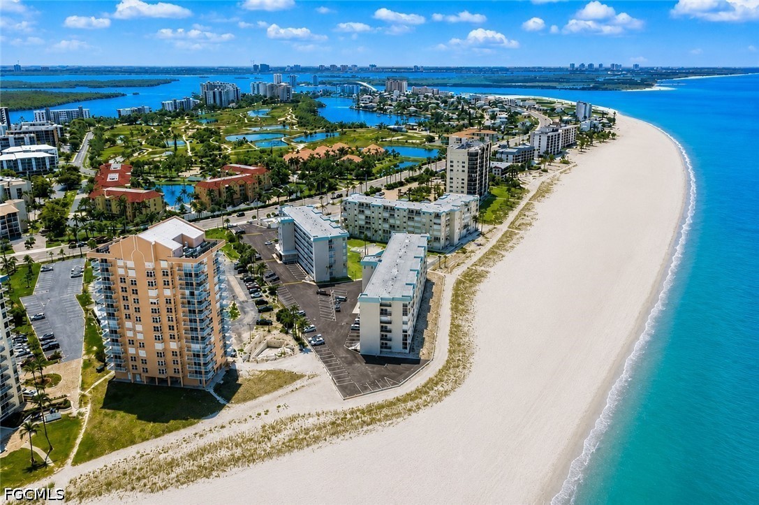 7400 Estero BLVD 629