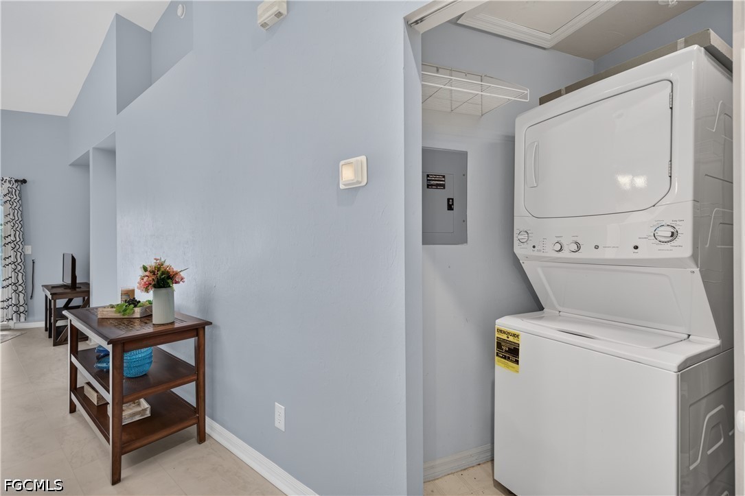 12065 Summergate CIR 203