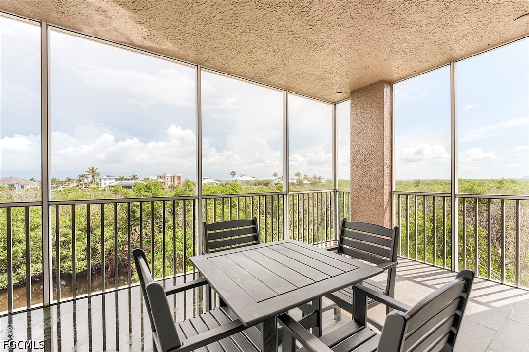 22604 Island Pines WAY 2304