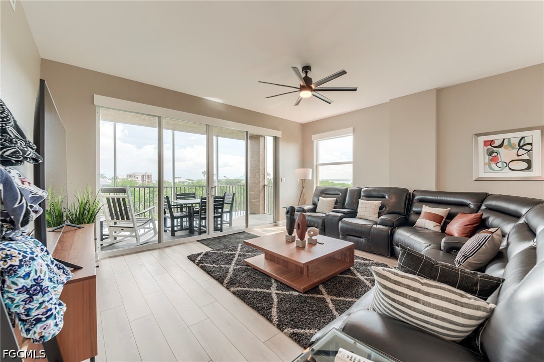 22604 Island Pines WAY 2304
