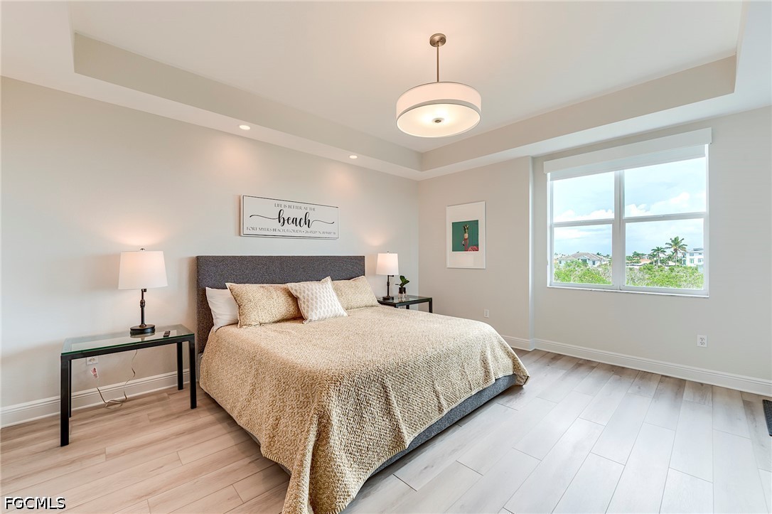 22604 Island Pines WAY 2304