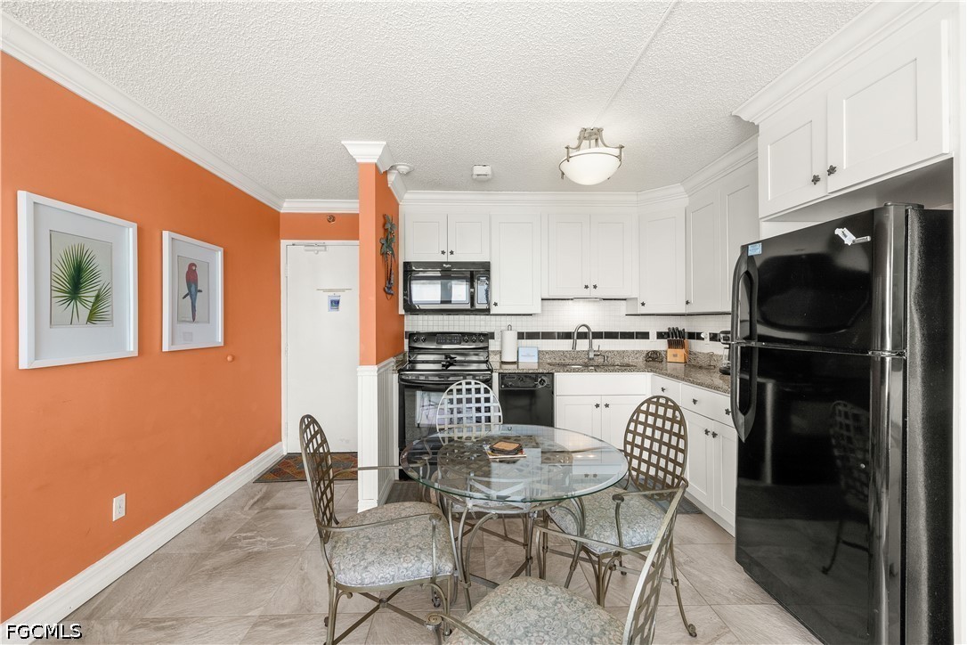 7360 Estero BLVD PH5