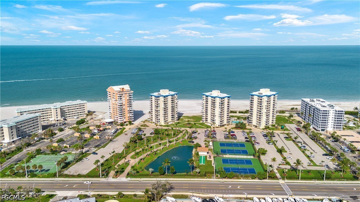 7360 Estero BLVD PH5