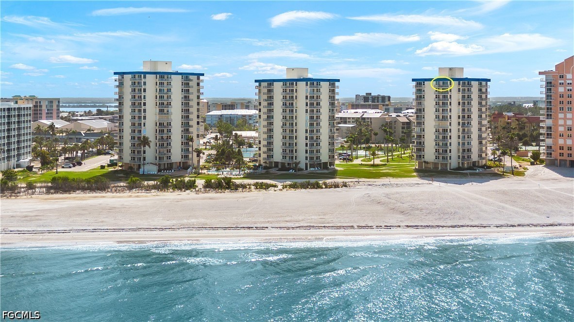 7360 Estero BLVD PH5