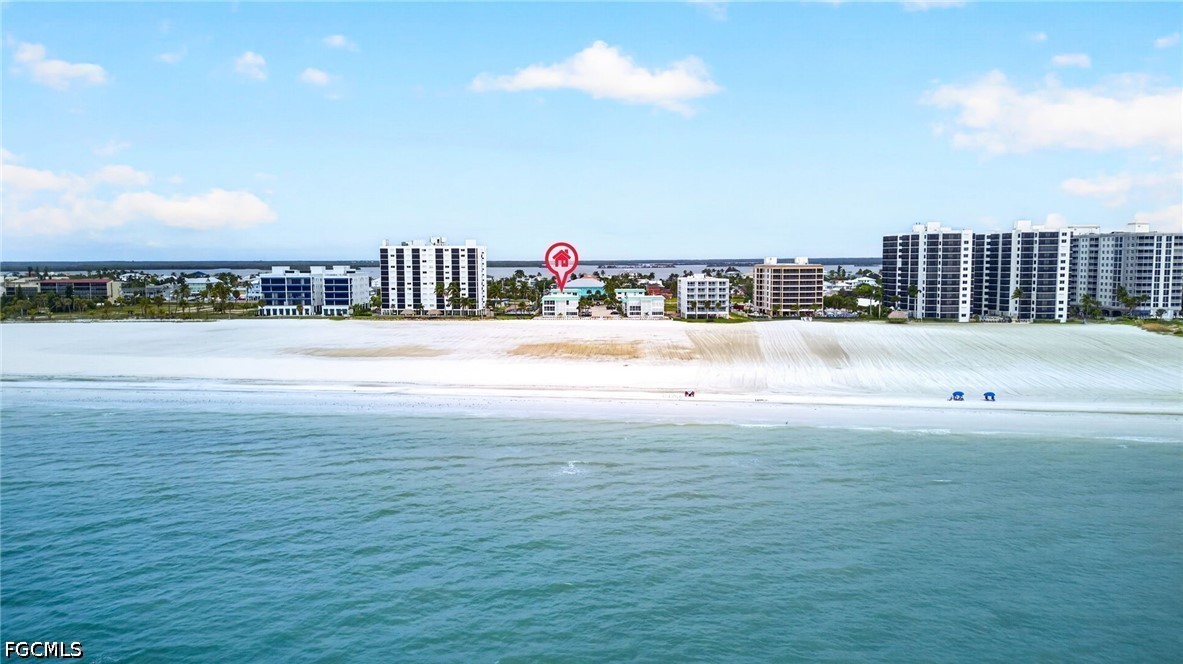 6500 Estero BLVD F118