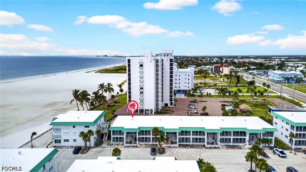 6500 Estero BLVD F118