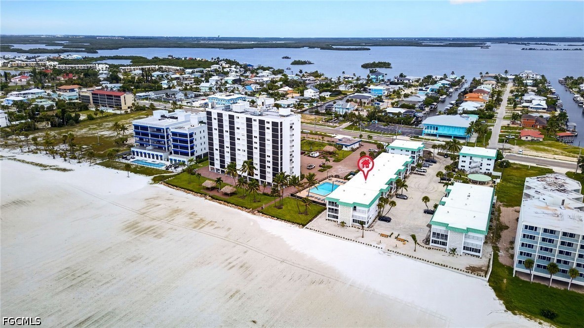6500 Estero BLVD F118