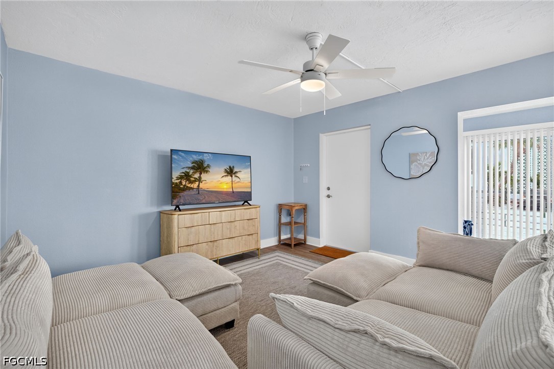 6500 Estero BLVD F118