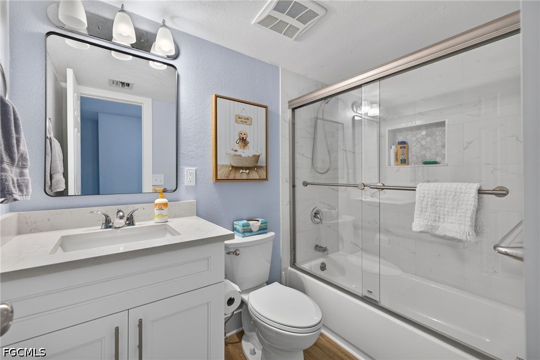 6500 Estero BLVD F118