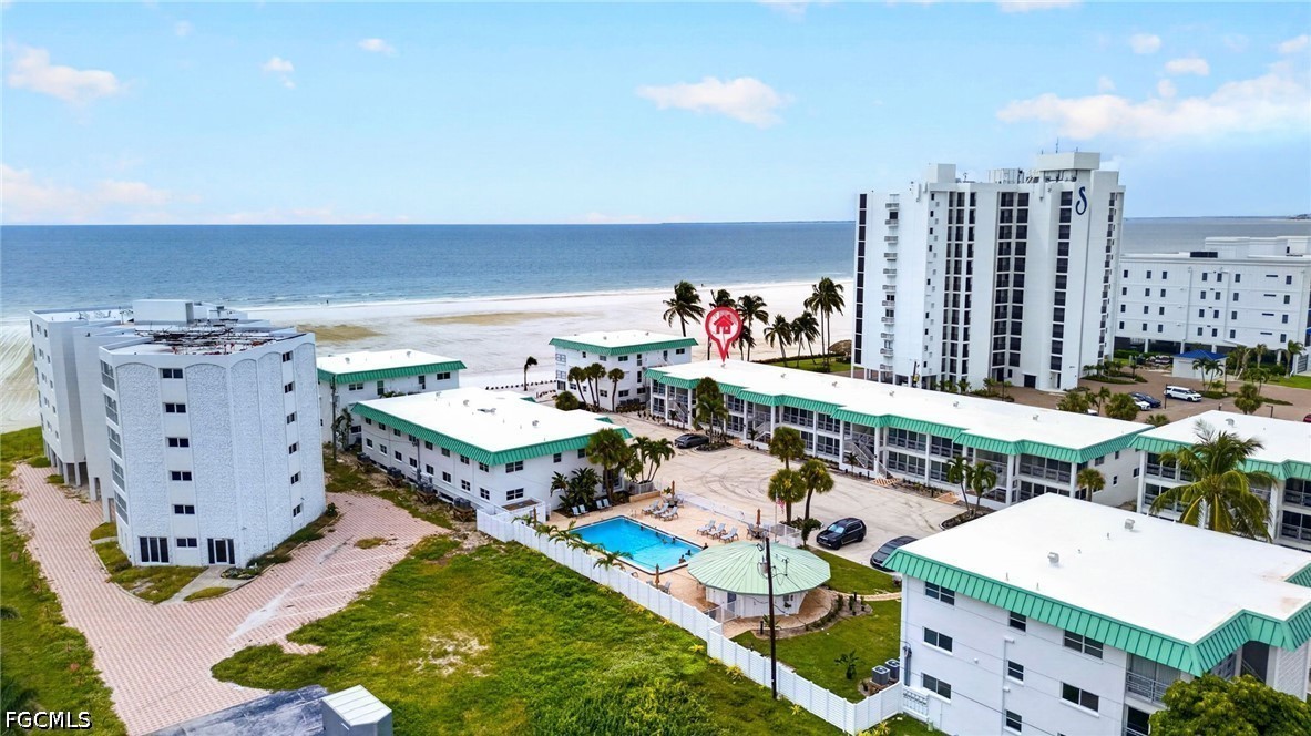 6500 Estero BLVD F118