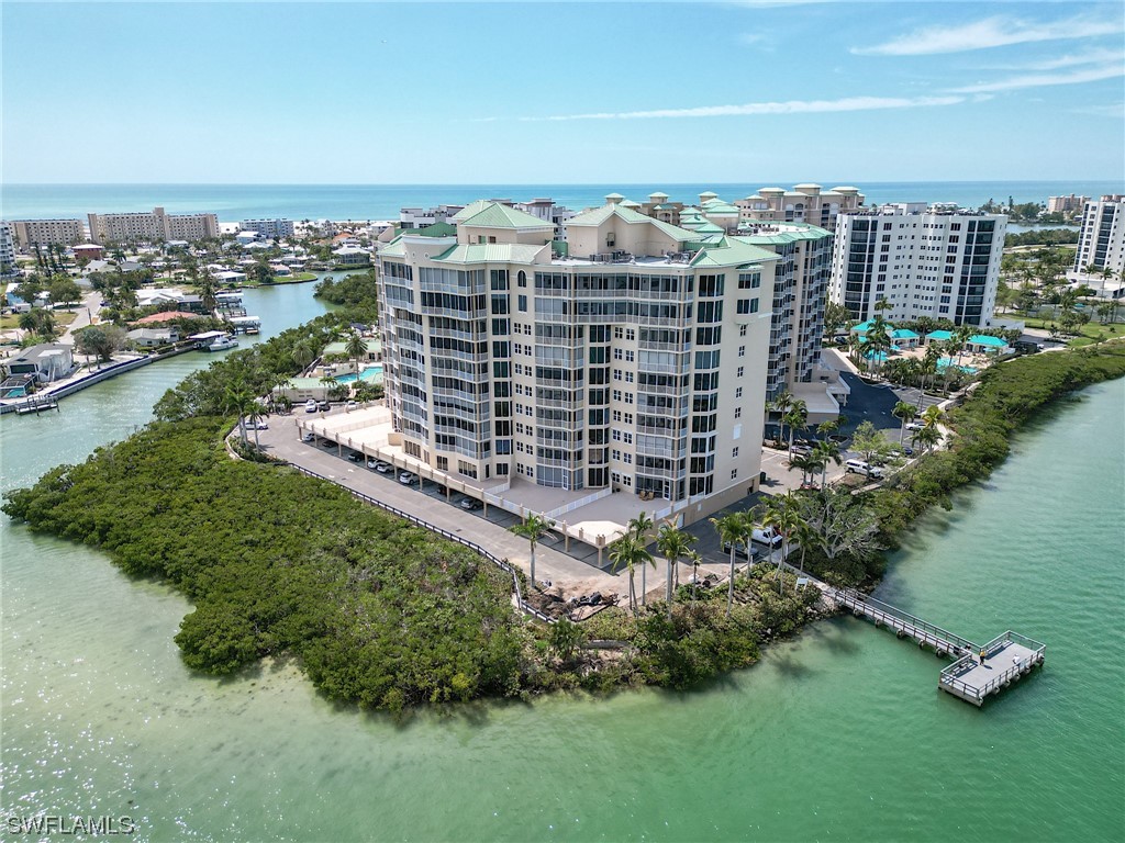 4137 Bay Beach LN 584