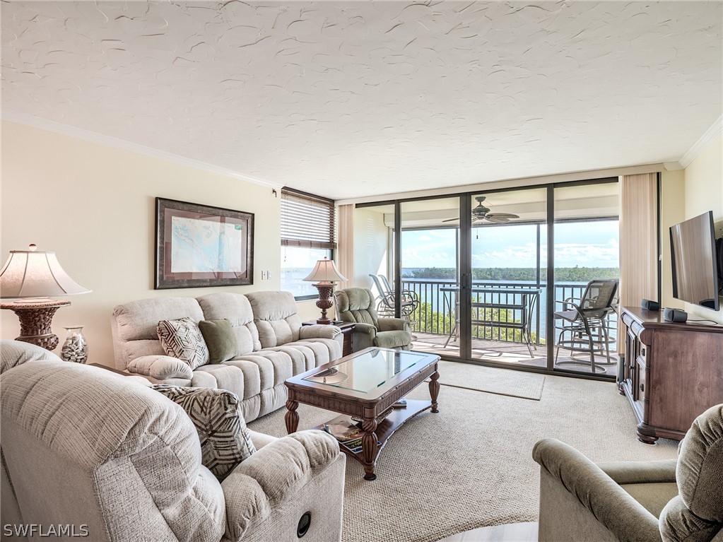 4223 Bay Beach LN 3B