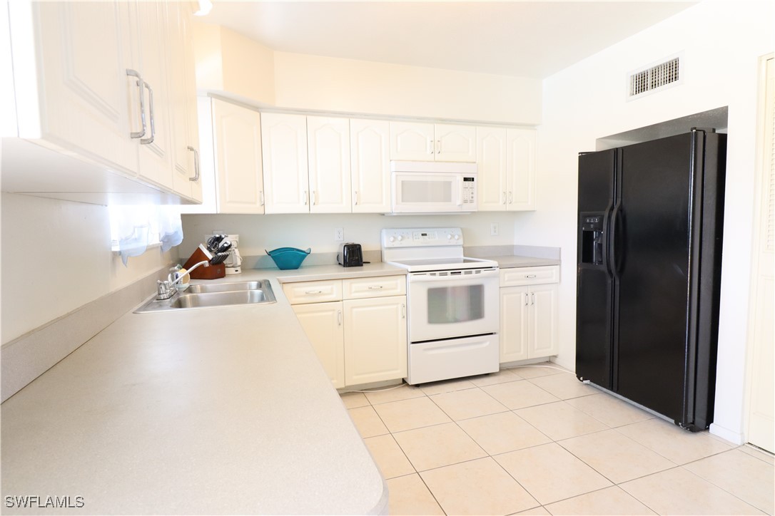 2352 Starlite LN