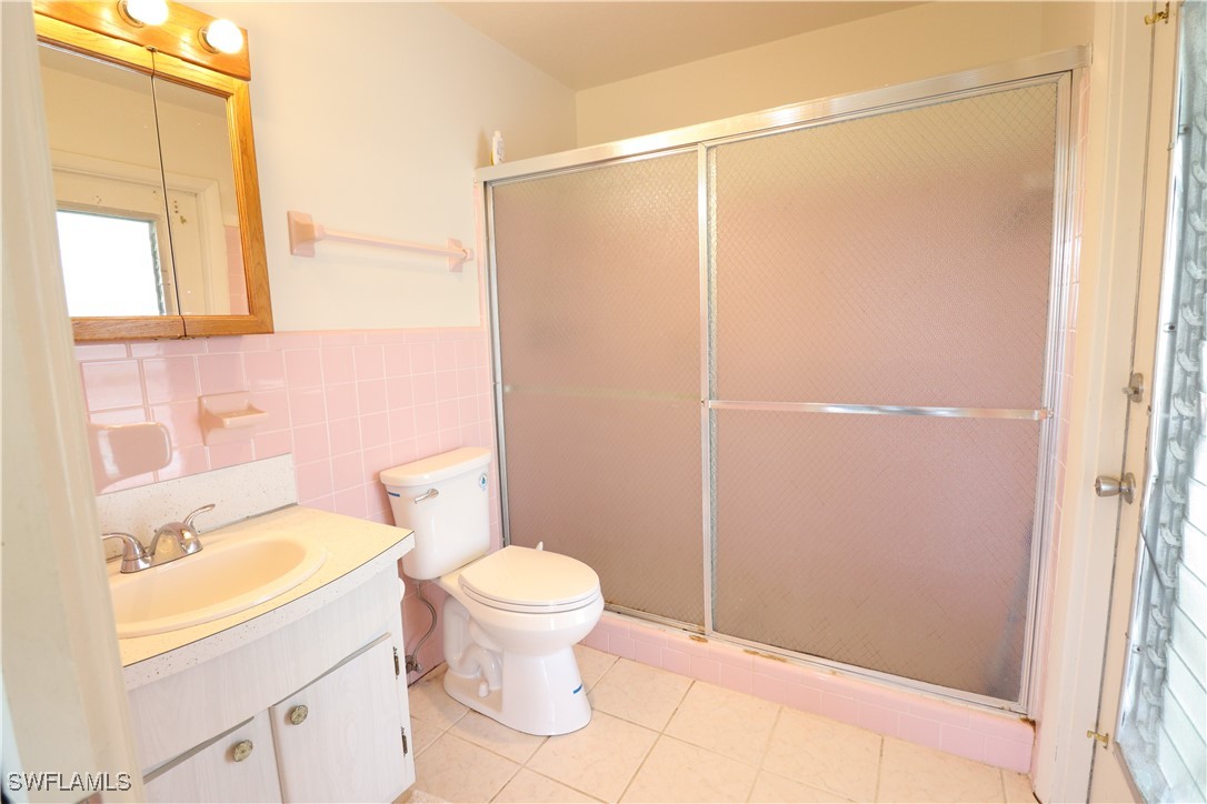 2352 Starlite LN