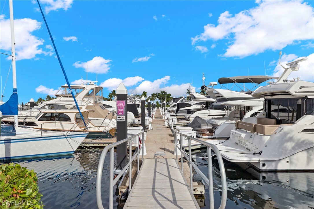 11083 Harbour Yacht CT 4