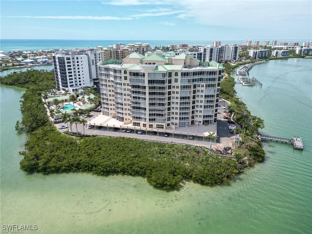 4137 Bay Beach LN 555