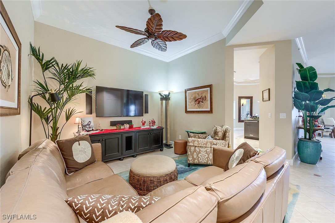 4141 Bay Beach LN 4P2