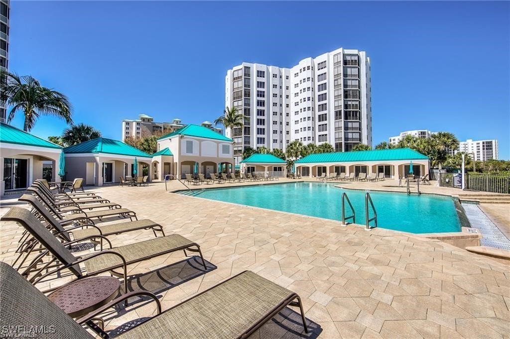 4141 Bay Beach LN 4P2