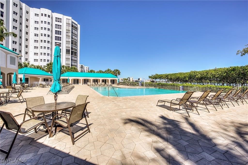 4141 Bay Beach LN 4P2