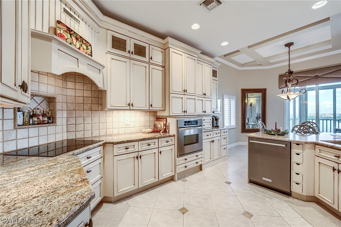 4141 Bay Beach LN 4P2