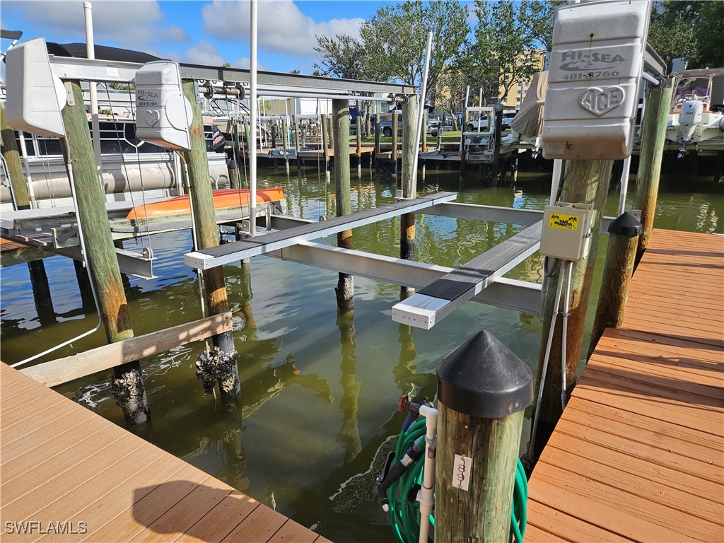 Hibiscus Boat Dock #89 Bay Beach LN