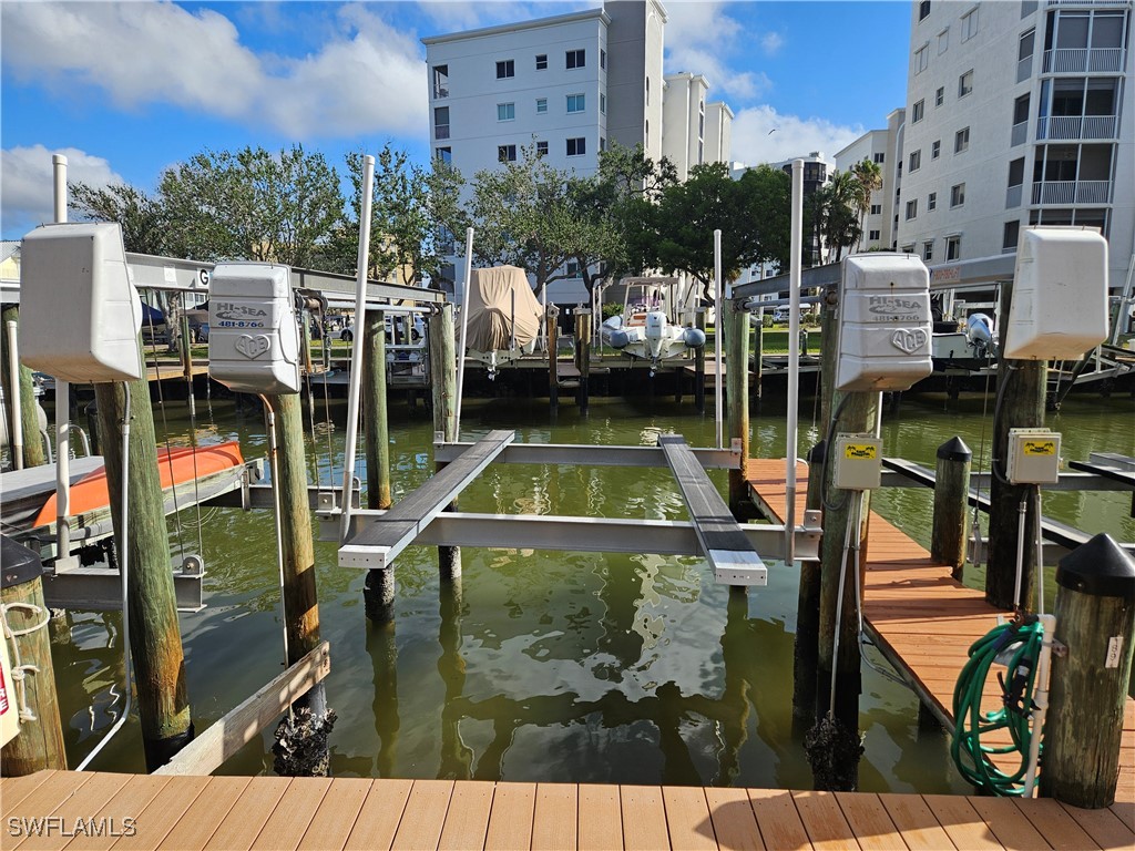 Hibiscus Boat Dock #89 Bay Beach LN